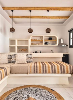 Alonia Suites